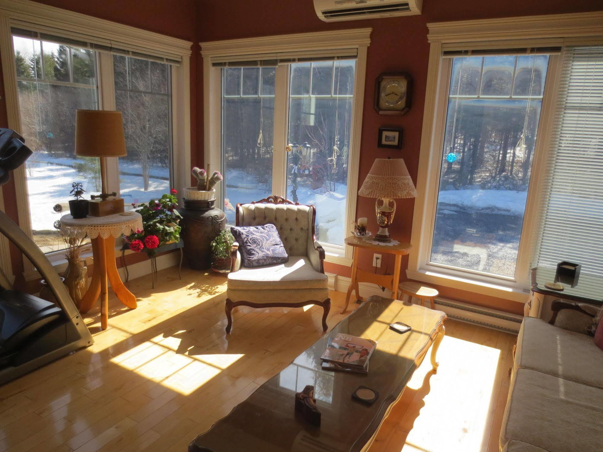 Saint-Basile Au Nidaigle B&B 외부 사진